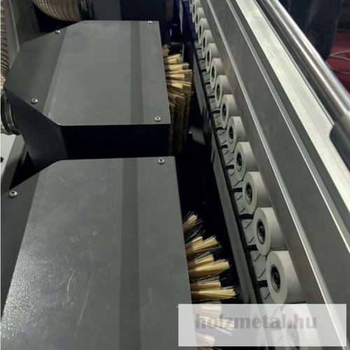 BAROMAK SZÉLCSISZOLÓ GÉP