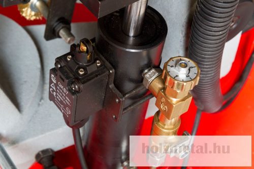 BS 275 TOP-400v* Fémipari szalagfűrészgép 