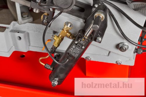 BS 712 TOP Fémipari szalagfűrészgép 