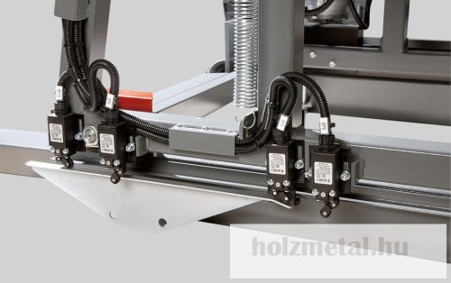 Pilous CTR 710 professzionális vízszintes szalagfűrész manuális előtolással