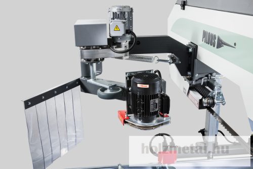 Pilous CTR 750LX vízszintes szalagfűrész elektromos előtolással és magasságállítással, elővágóval