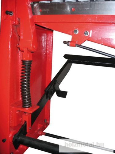 TBS 1320 * lemezolló